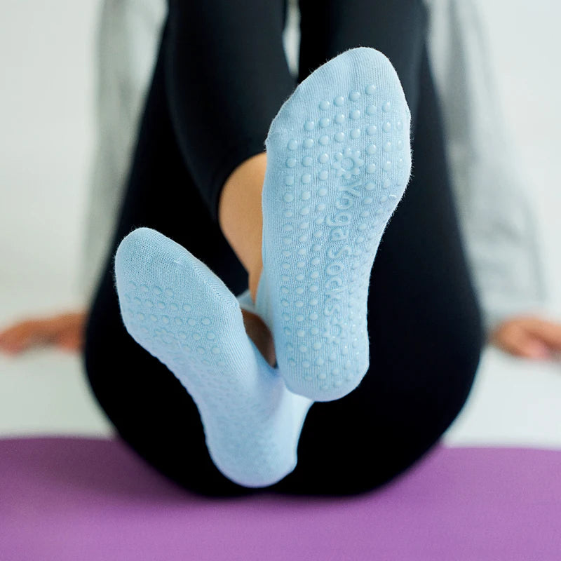 Women’s Anti-Slip Pilates & Yoga Socks — Breathable Cotton Grip Socks